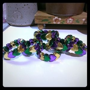 🤍 Mardi Gras Heart Bracelet